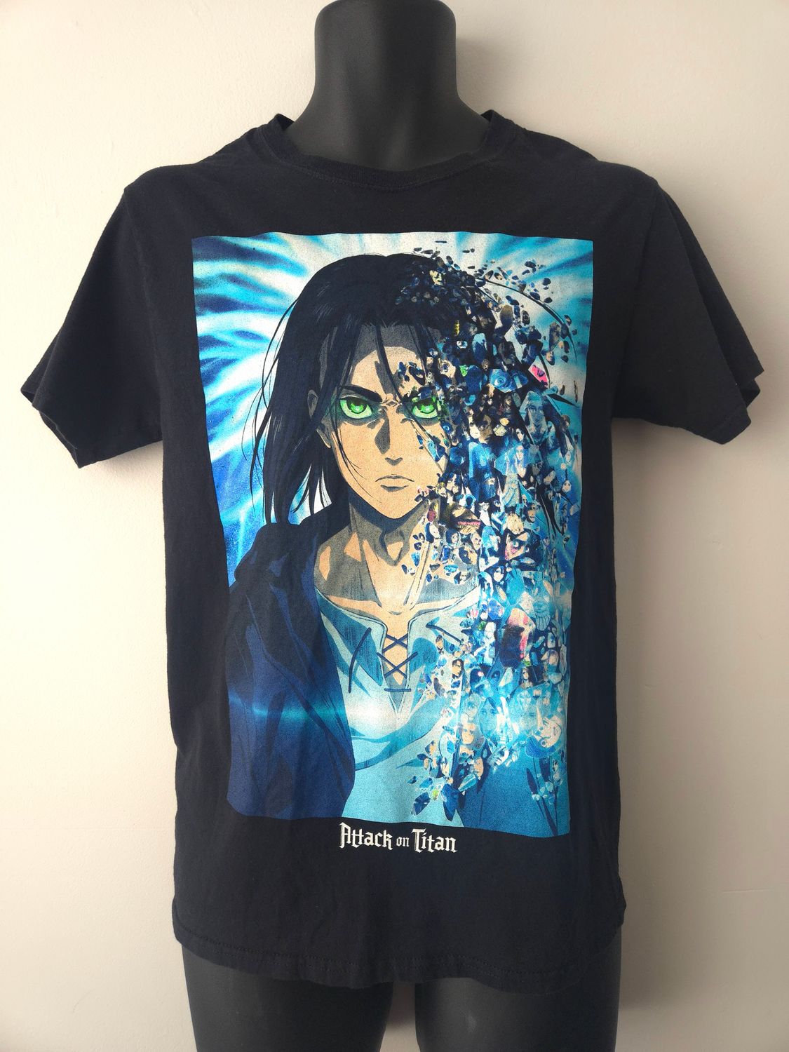 Attack on Titan: Eren Jaeger - Black T-Shirt Men&#39;s Small Graphic Tee (GU)