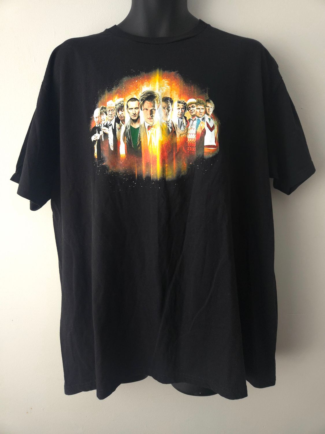 Doctor Who BBC Black T-Shirt Men&#39;s XXL/2XL Graphic Tee