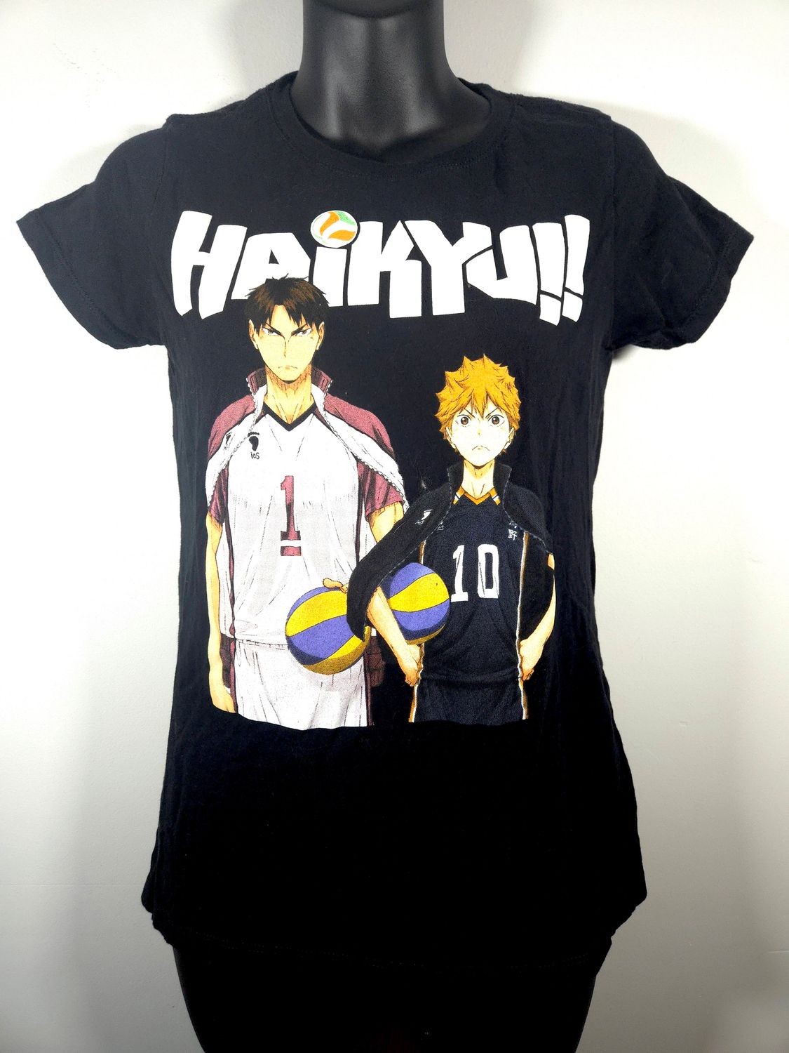 Haikyu Anime Crunchyroll Black Graphic Tee Women&#39;s Small T-Shirt