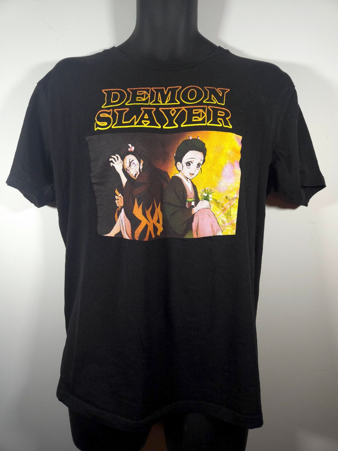 Demon Slayer Anime Black Graphic Tee Men&#39;s Large T-Shirt