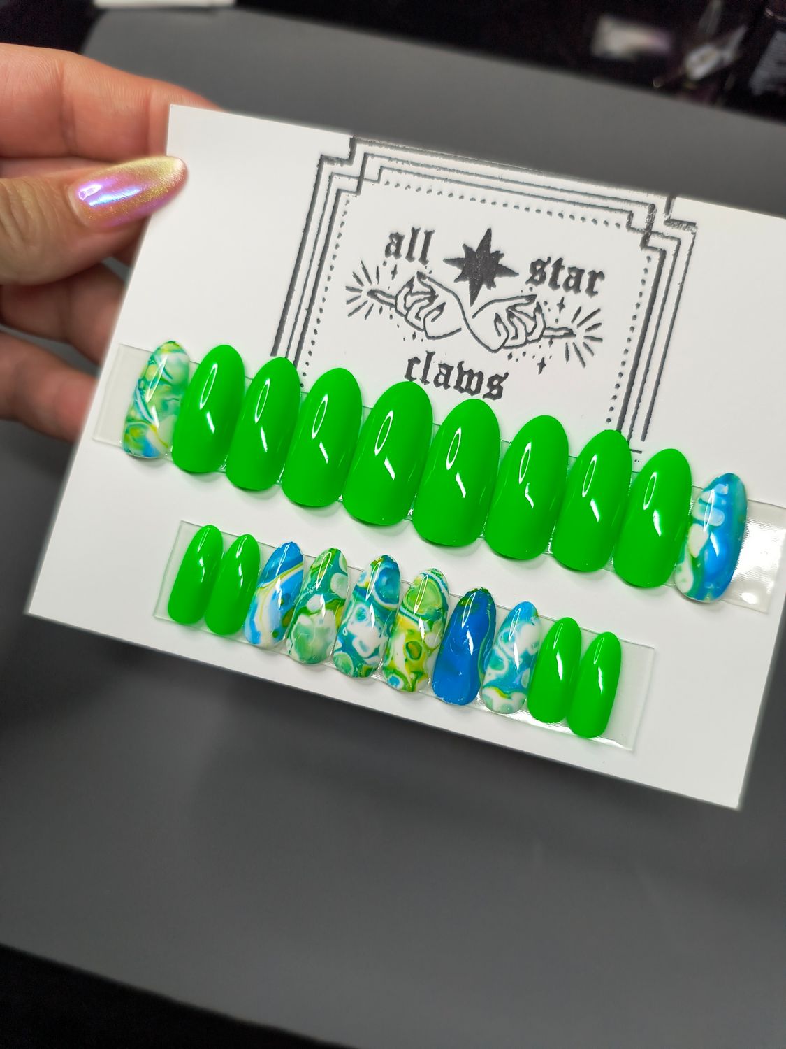 RTS Round| Green| Marble| Gel Press Ons