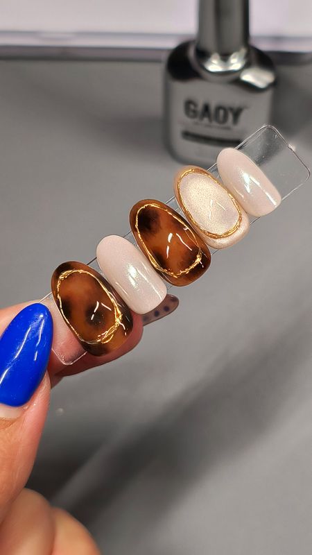 Tortoise Luxe| Chrome| Tortoise| Cat Eye| Gel Press ons