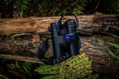 8x32 ZEISS CONQUEST HDX