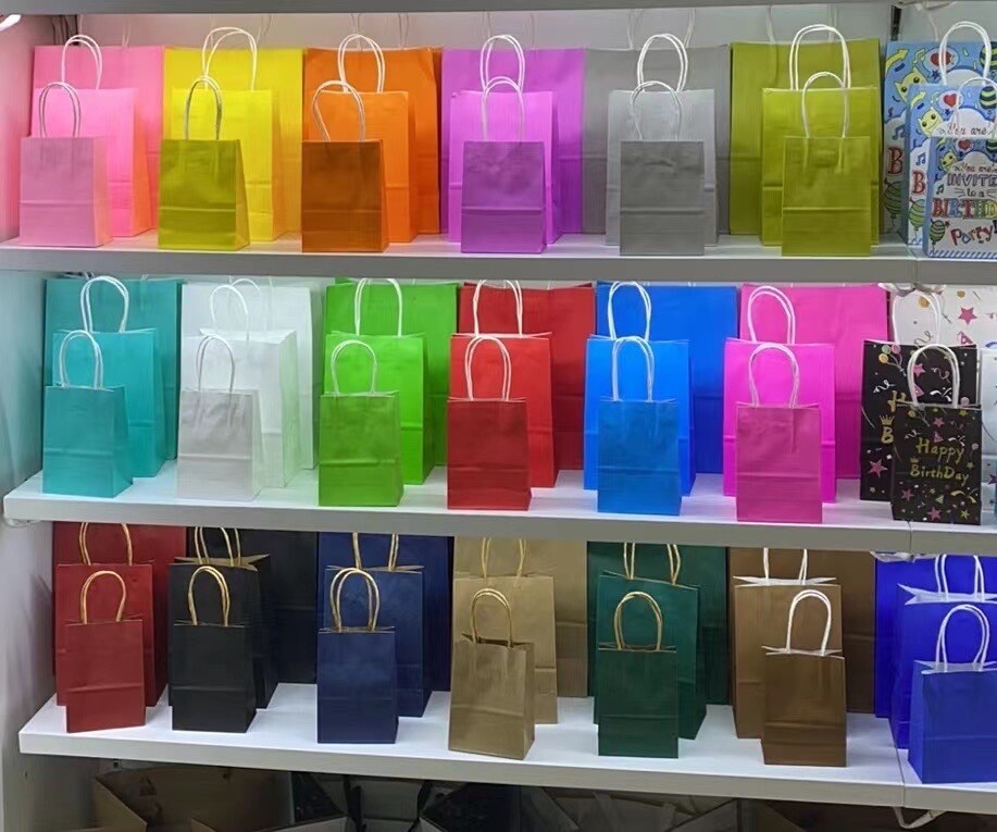12pcs Medium Party Bags