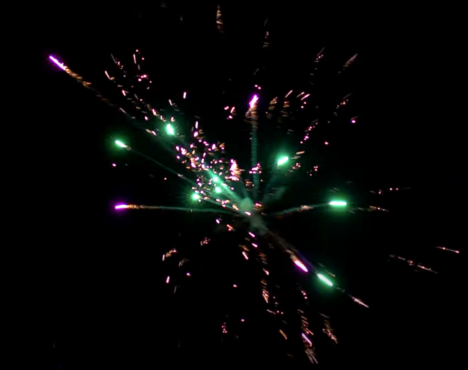 Firework-Arial:礼花 [翩翩舞姿] Twist N Shout,7 shots, 200g
