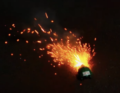 Firework-novelty:移动⼩喷花[跑跑乌⻳]Tortoise