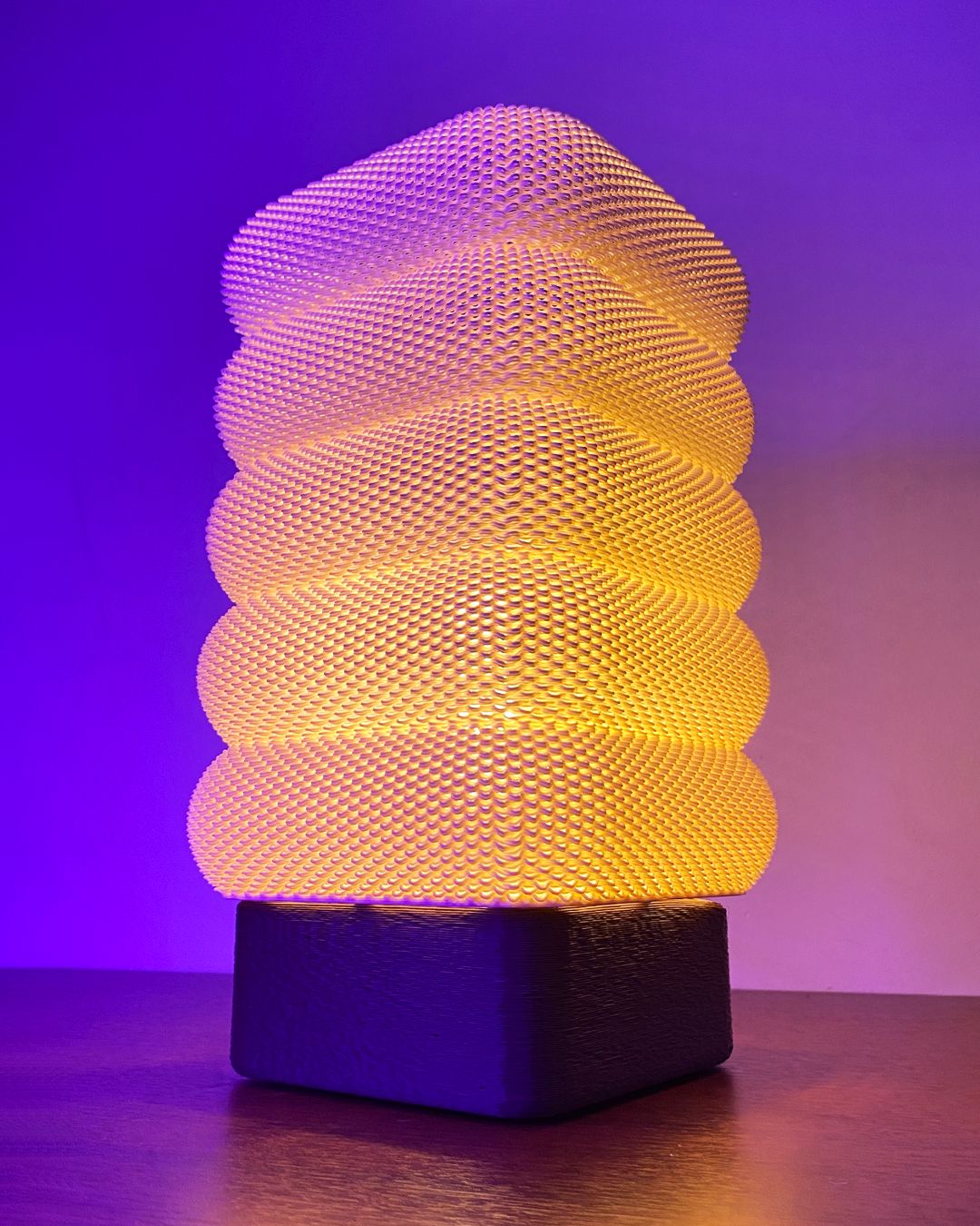 Sara Table Lamp