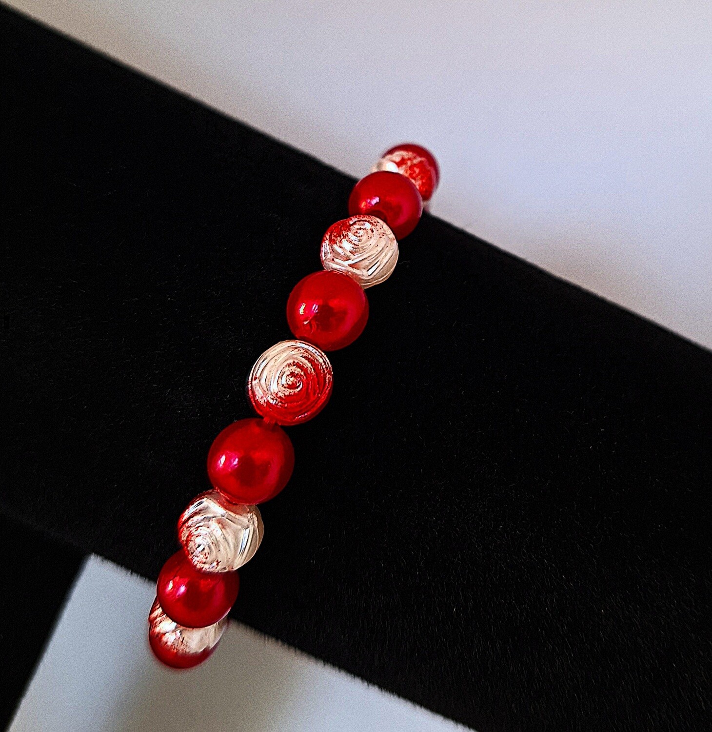 Red Speckled White Bracelet