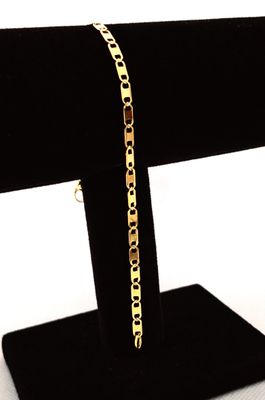 Flat chain bracelet