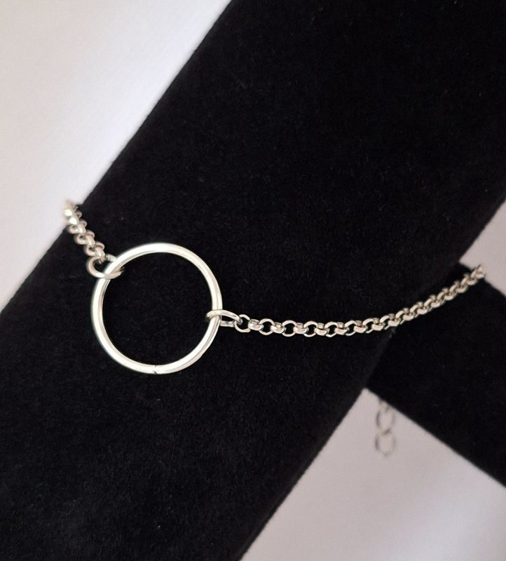 Circle bracelet