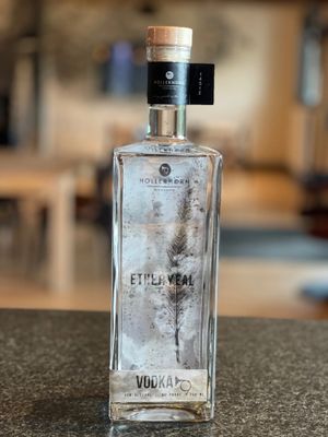 LIQ-750ml Hollerhorn EtheRyeal Vodka