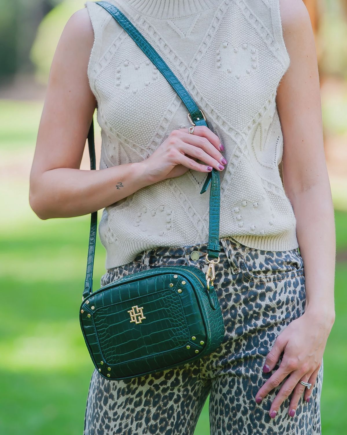 Sloane Studied Crossbody Hunter Green EC