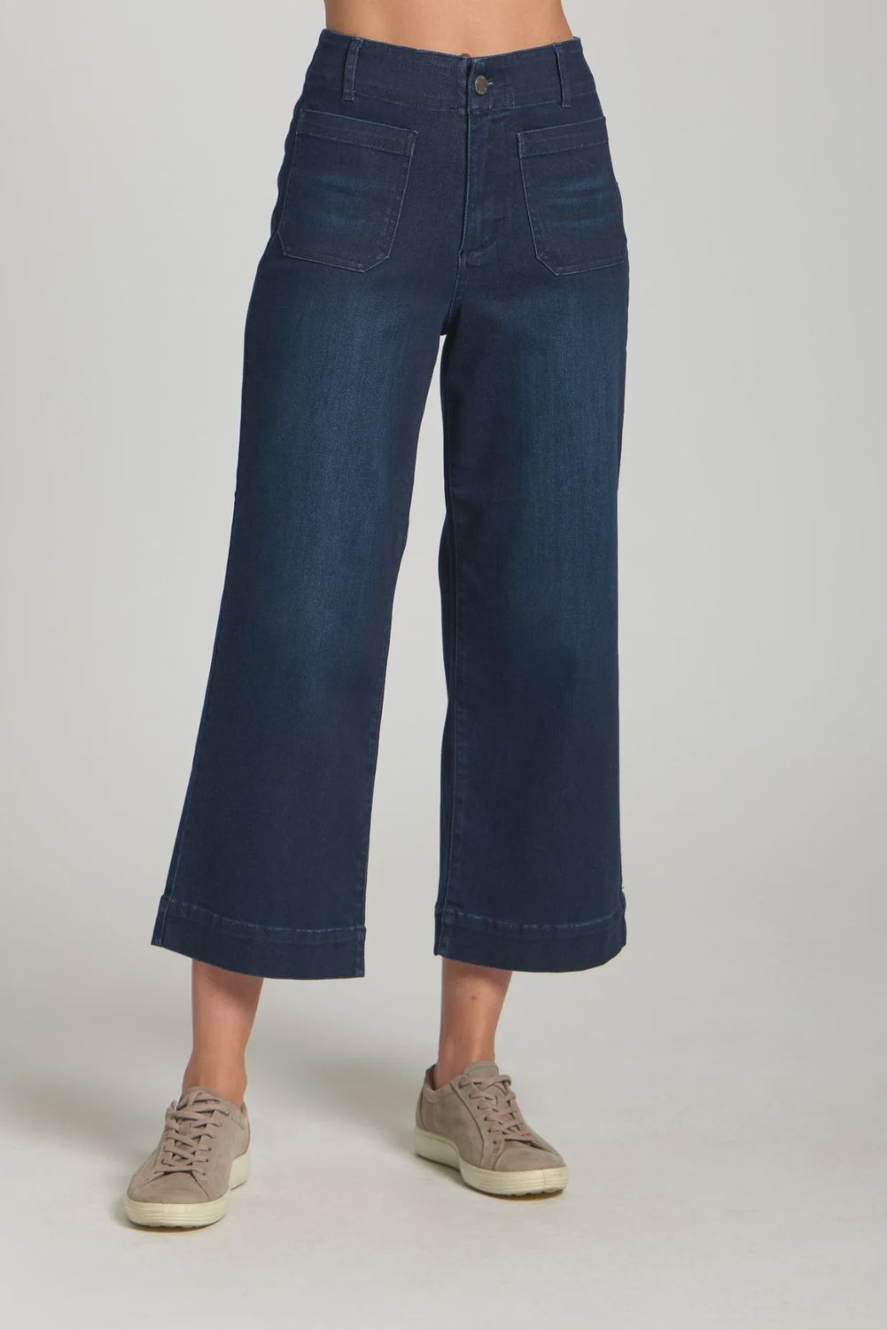 Cropped Wide Leg Pant with Patch Pockets
