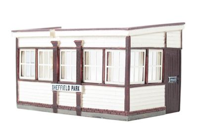 Scenecraft 44-092 Sheffield Park Signal Cabin [*SAVE £4!]