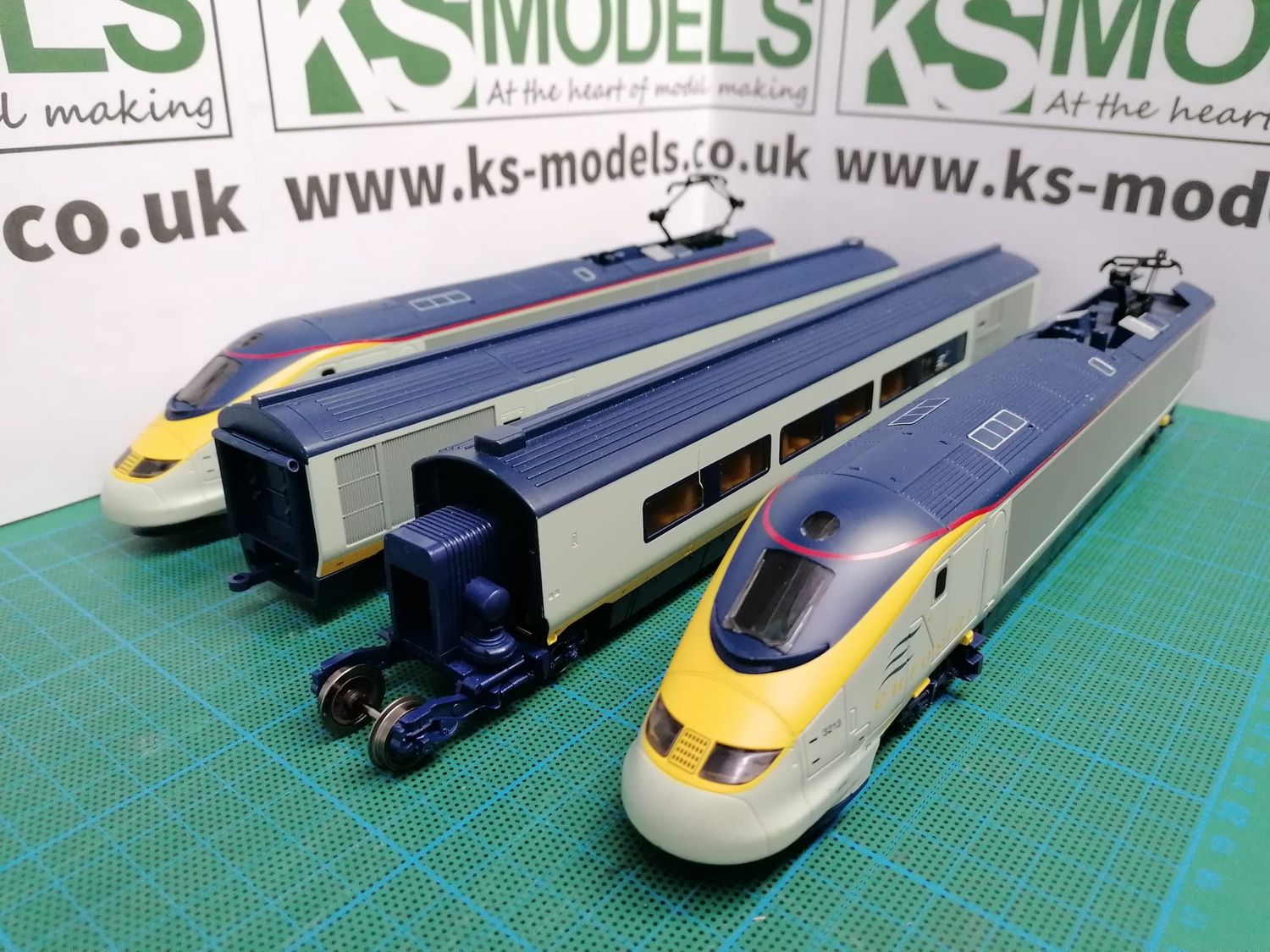 Hornby Eurostar Class 373 4-Car Unit [C2]