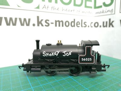 Hornby Class 0F Pug, 0-4-0ST [open cab], 56025, &#39;Smokey Joe&#39;, Black [C2]