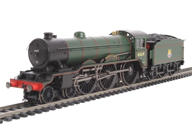 Hornby R3448 BR, B17/4 Class, 4-6-0, 61619 &#39;Welbeck Abbey&#39; - Era 4 [25% Off!*]