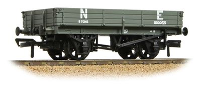 Bachmann Branchline 37-944 3 Plank Wagon North Eastern Railway &#39;NE&#39; Grey