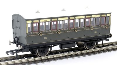 Hornby R40066 GWR, 4 Wheel Coach, 3rd Class, 1889 - Era 2/3 [25% Off!*]