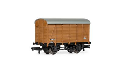 Hornby R60102 BR Twin Vent Van S49186 [25% Off!*]