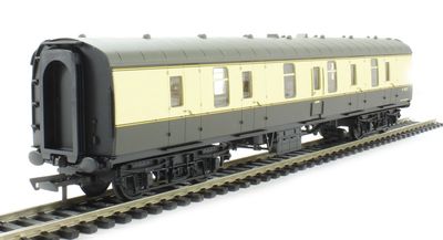 Hornby R4626 BR, Mk.1 Parcels Coach - Era 4 [25% Off!*]