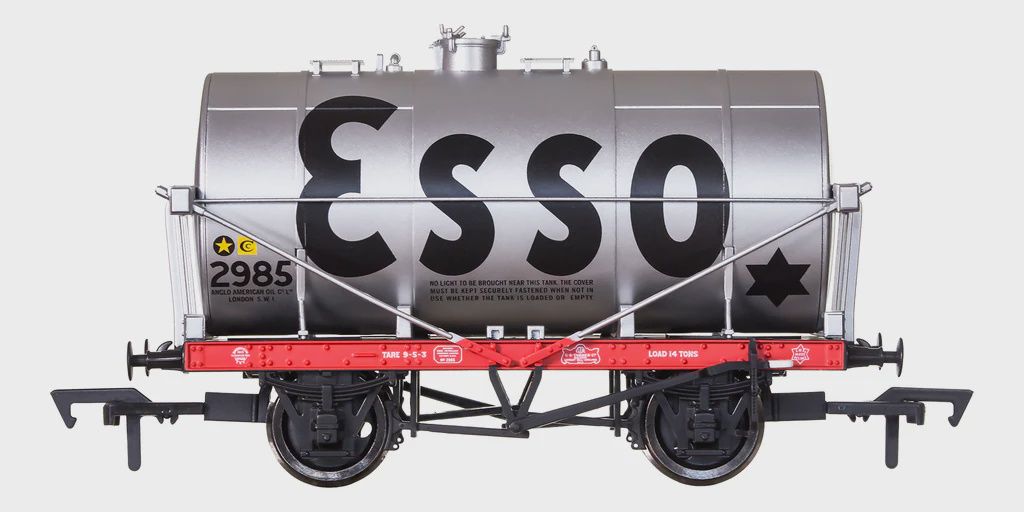 Dapol 14t Class A Tank Wagon Esso Silver 298 [4F-058-001]
