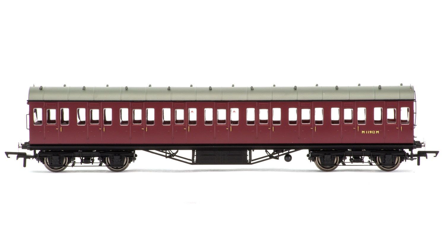 Hornby R4690 BR, 57&#39; Stanier Non-Corridor Third, M11912M - Era 5 [25% Off!*]