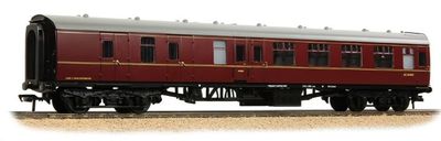 Bachmann Branchline BR Mk1 BSK Brake Second Corridor BR Maroon [39-084]