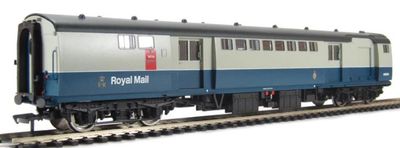 Bachmann Branchline BR Mk1 POS Post Office Sorting Van in BR Blue &amp; Grey. [39-425]
