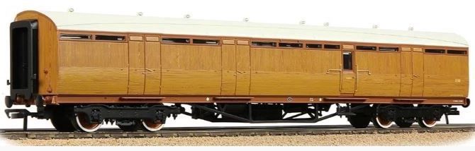 Bachmann Branchline LNER Thompson Full Brake LNER Teak Effect [34-360A]