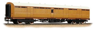 Bachmann Branchline LNER Thompson Full Brake LNER Teak Effect [34-360] [*Summer Sale - SAVE £17.46!]