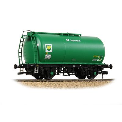 Bachmann Branchline BR 45T TTF Tank Wagon &#39;BP Lubricants&#39; Green [37-590]