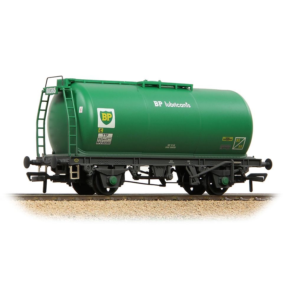 Bachmann Branchline BR 45T TTF Tank Wagon &#39;BP Lubricants&#39; Green [W] [37-590A]