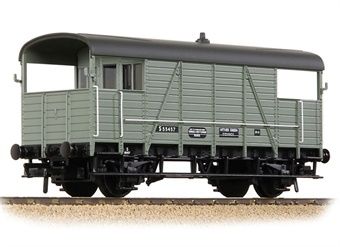 Bachmann Branchline SE&amp;CR &#39;Dance Hall&#39; Brake Van, BR Grey [38-917]