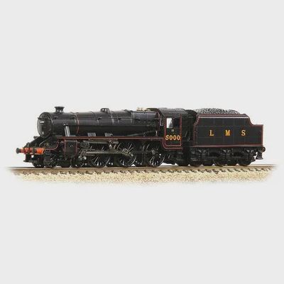 Graham Farish LMS 5MT &#39;Black 5&#39; with Riveted Tender 5000 LMS Lined Black [372-135A]