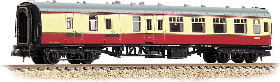 Graham Farish BR Mk1 BSK Brake Second Corridor BR Crimson &amp; Cream [374-185D]