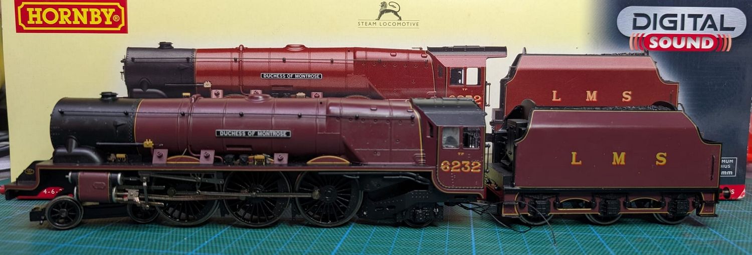 PRE-OWNED Hornby R2989XS Princess Coronation Class &#39;Duchess of Montrose&#39;, DCC SOUND FITTED, LMS Crimson, 6232, Boxed