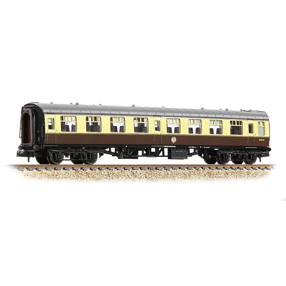 Graham Farish BR Mk1 TSO Tourist Second Open BR (WR) Chocolate &amp; Cream [374-014C]