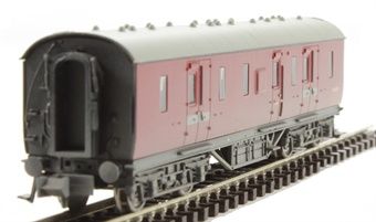 Graham Farish LMS 50ft Full Brake BR Crimson (weathered) [374-887]