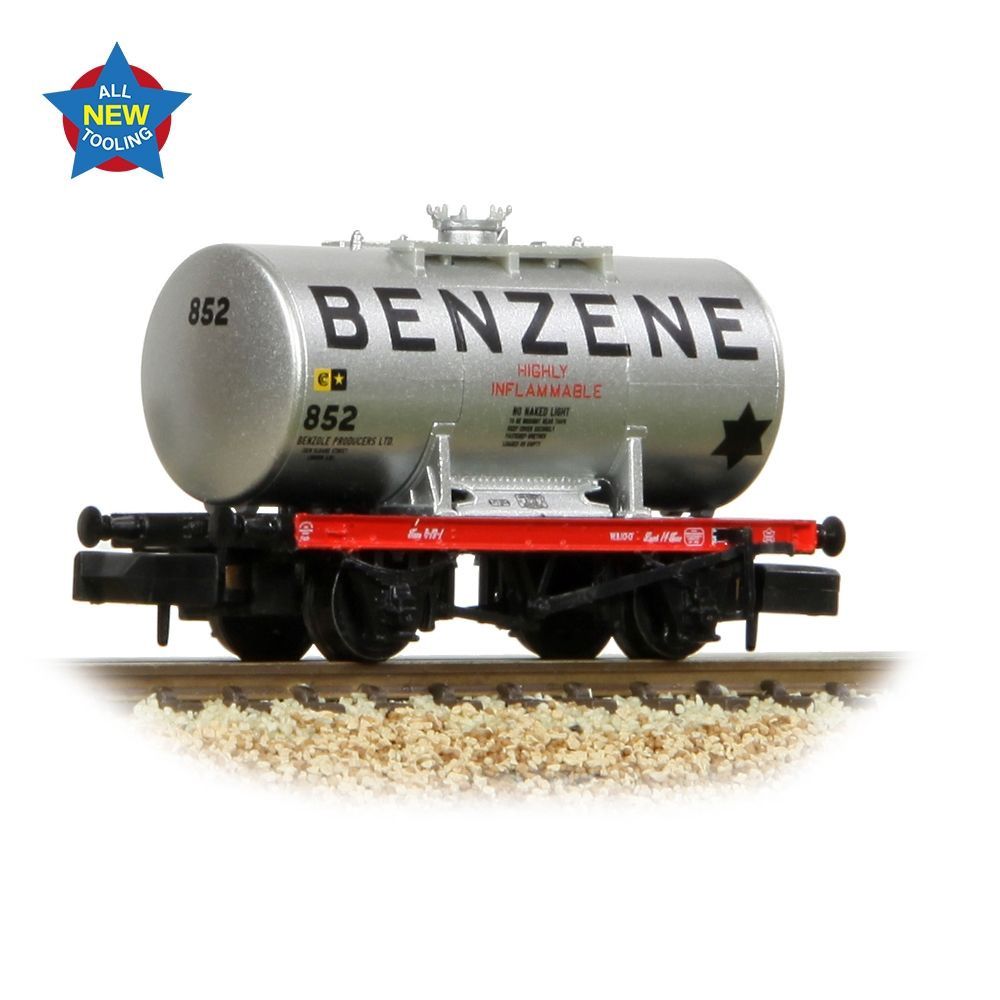 Graham Farish 14T Anchor-Mounted Tank Wagon &#39;Benzene&#39; Silver [378-000]