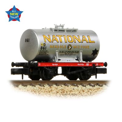 Graham Farish 14T Anchor-Mounted Tank Wagon &#39;National Benzole&#39; Silver [378-002A]