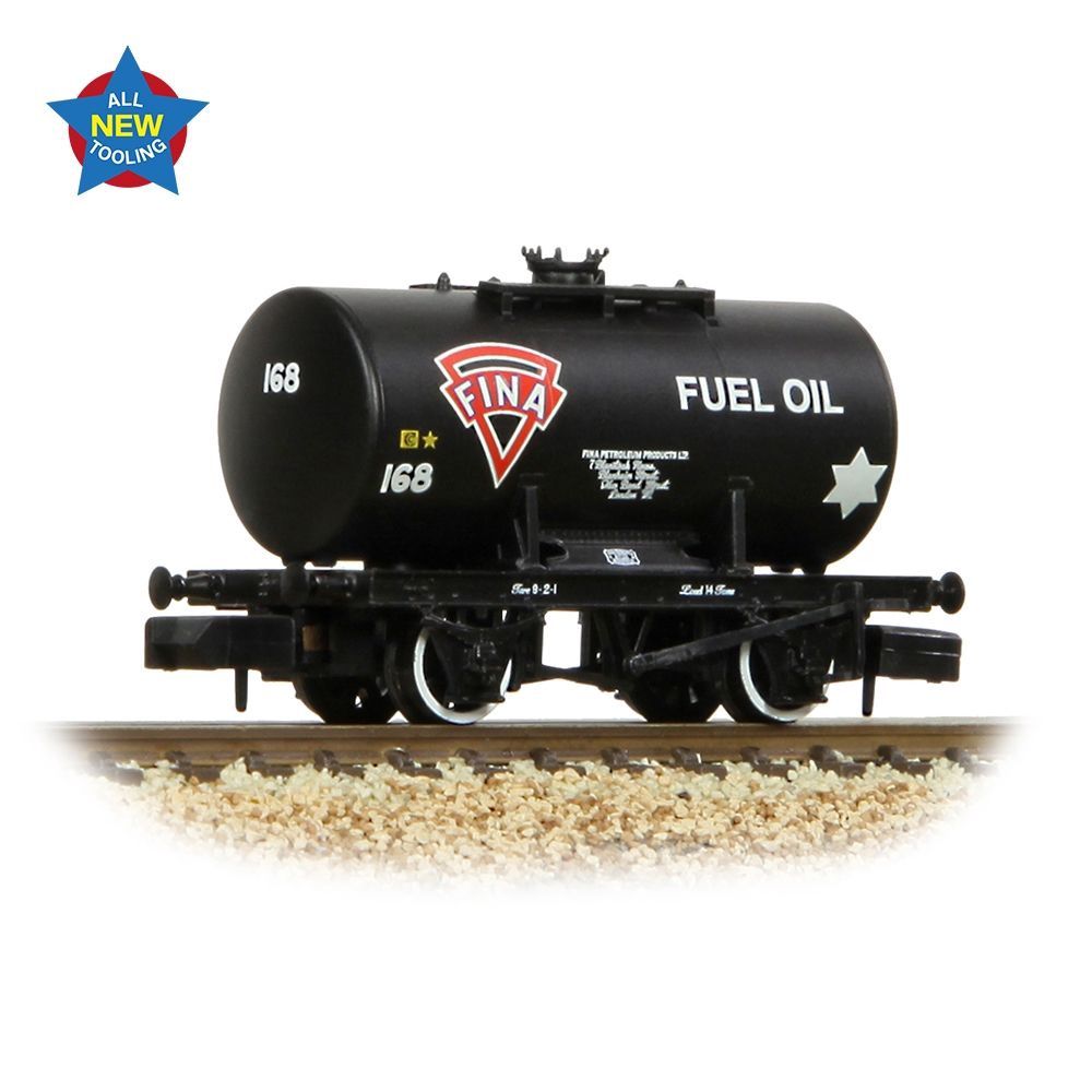 Graham Farish 14T Anchor-Mounted Tank Wagon &#39;Fina&#39; Black [378-003]