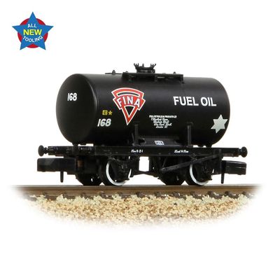 Graham Farish 14T Anchor-Mounted Tank Wagon &#39;Fina&#39; Black [378-003]