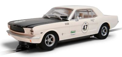 Scalextric C4353 Ford Mustang - Bill and Fred Shepherd - Goodwood Revival