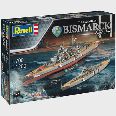 Revell The Legendary Bismarck Gift Set (1:700) [05637]