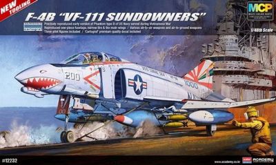 Academy USN F-4B &#39;VF-111 Sundowners&#39; (1:48) [12232]