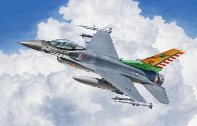 Italeri F-16C Fighting Falcon [2825]