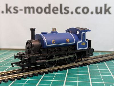 Hornby R2672 Caledonian Rly 0-4-0 Saddle Tank &#39;272&#39; [C2]