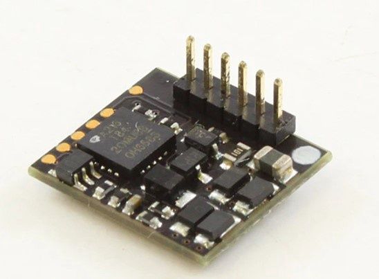 Bachmann Branchline 36-556RA E-Z Command 90-degree 6 Pin DCC Decoder (DC Compatible) + Back EMF - SAVE £6.46!