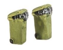 Harburn Hobbies SS377 OO/HO Gauge Station &amp; Street Series Wheelie Bin, Over-filled, Green (2) [25% DISCOUNT!]